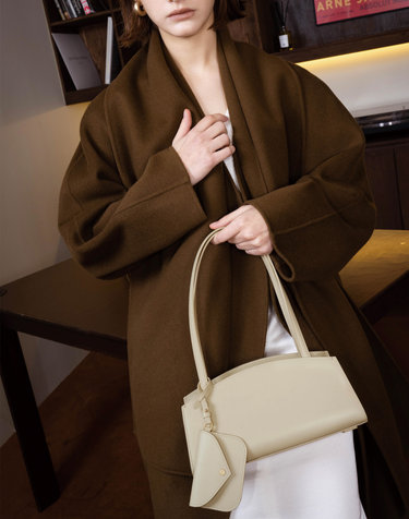 아마디 보이드 미니백 Boyd Mini Wood Ash