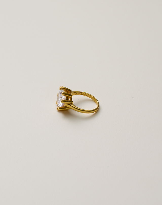 아마디 ENGAGEMENT RING PENDANT 착용컷