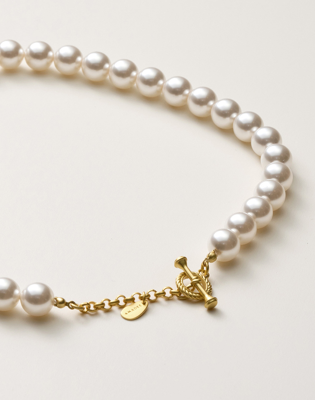 아마디 CLASSIC PEARL NECKLACE 10mm 착용컷