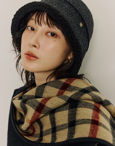 [신상] 차콜그레이 밑트임 포인트 클로슈햇