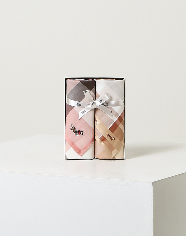 닥스 액세서리 [DAKS GIFT][신상]핑크 베이지 체크 면 손수건2종세트 MULTI COLOR 착용컷