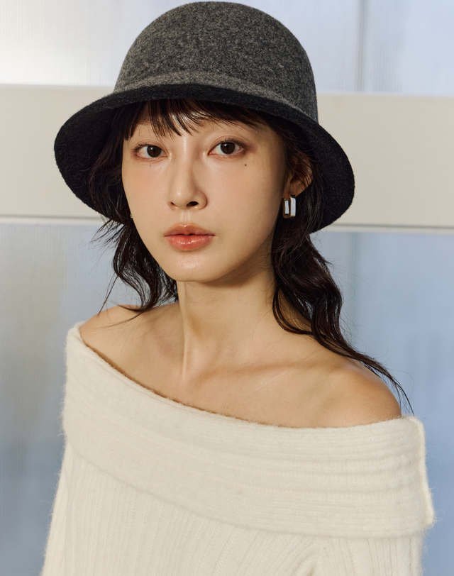 닥스 액세서리 [신상]차콜그레 투톤 DD로고 여성 클로슈햇 차콜 그레이 상세