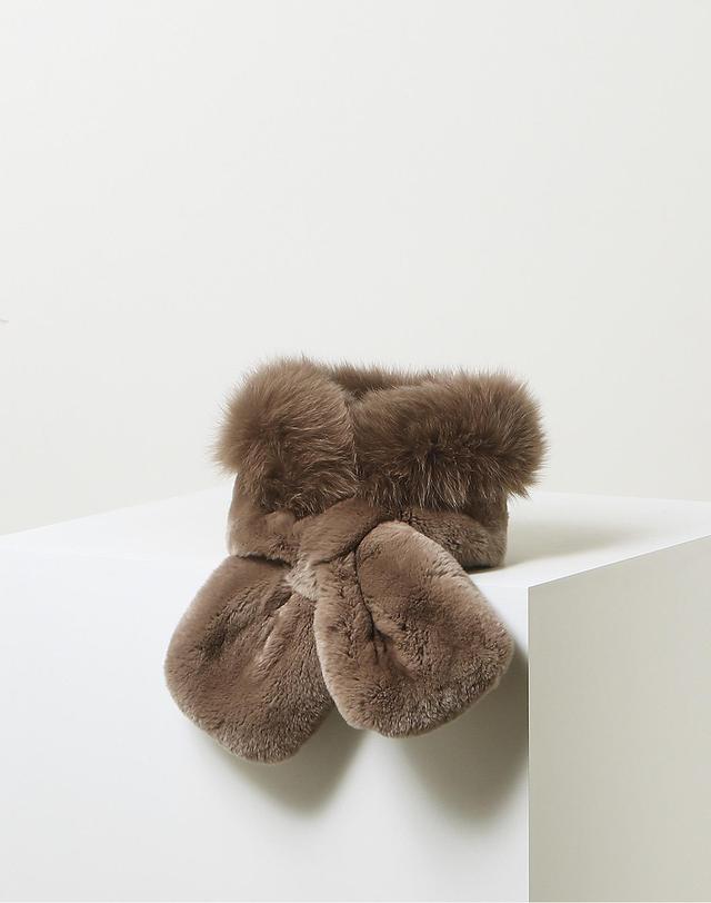 닥스 액세서리 [DAKS MUFFLER][DAKS FUR]여성 브라운 와이드 폭스퍼 머플러 진한 브라운 착용컷