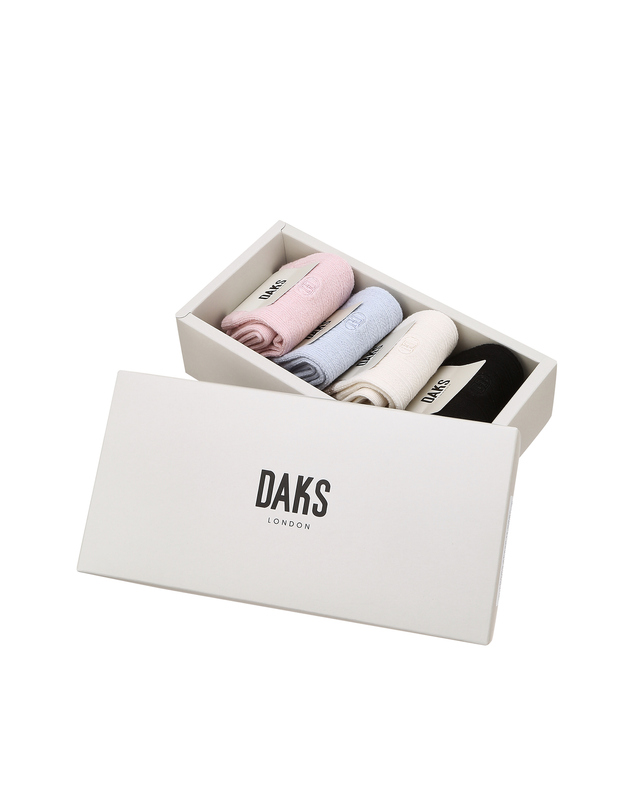 닥스 액세서리 [신상][여성중목4족]파스텔 DD로고 여성 중목 양말 세트 밝은 베이지 착용컷