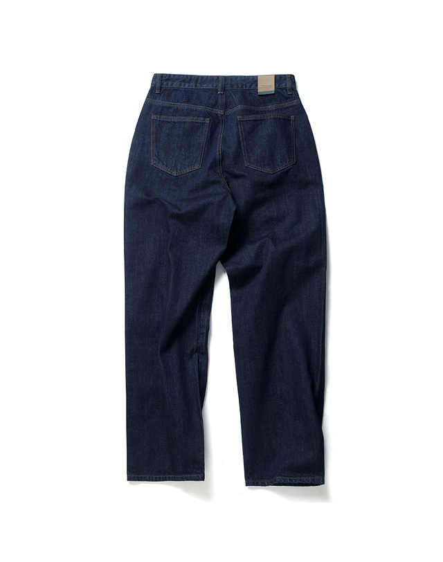 윌리엄스버그 뉴욕시티 Semi wide Denim pants_Navy 네이비 착용컷