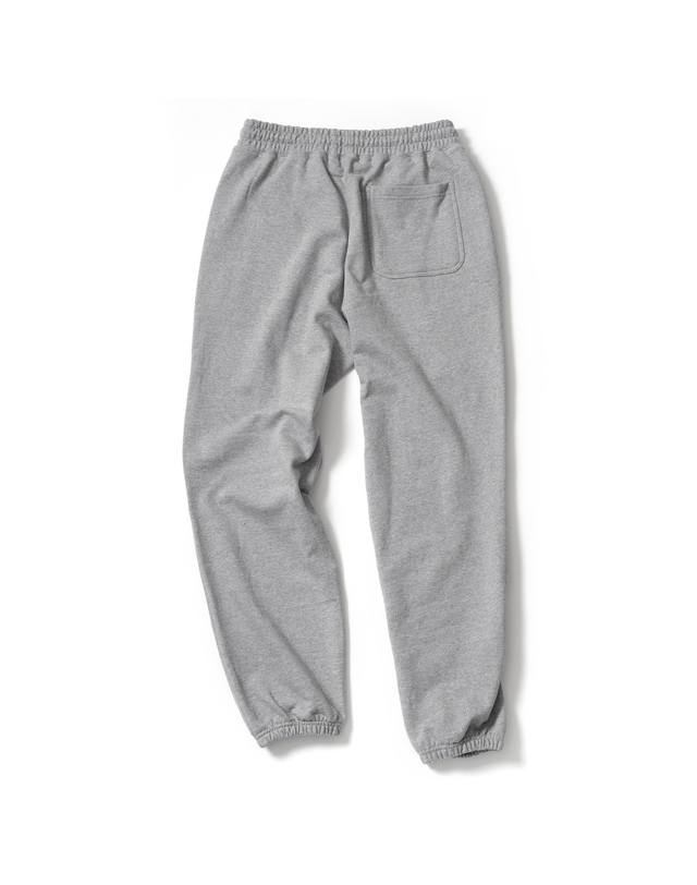 윌리엄스버그 뉴욕시티 Classic Logo Sweat Pants_Melange Grey 그레이 착용컷