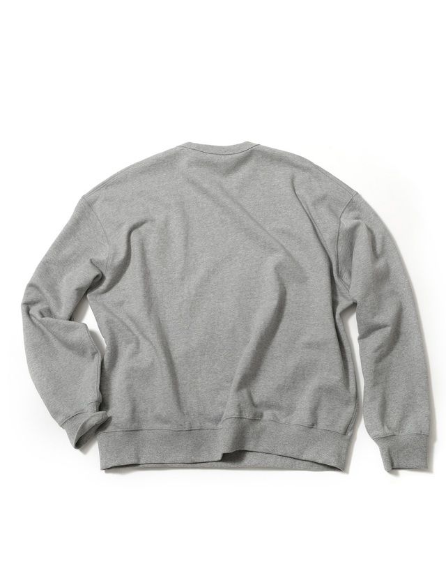 윌리엄스버그 뉴욕시티 Classic Logo Needlework Sweat Shirt_Melange Grey 그레이 착용컷