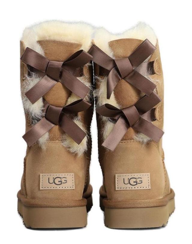 어그 [해외직구] UGG 베일리 보우 II 클래식 부츠 1016225 CHE TP979695861 착용컷