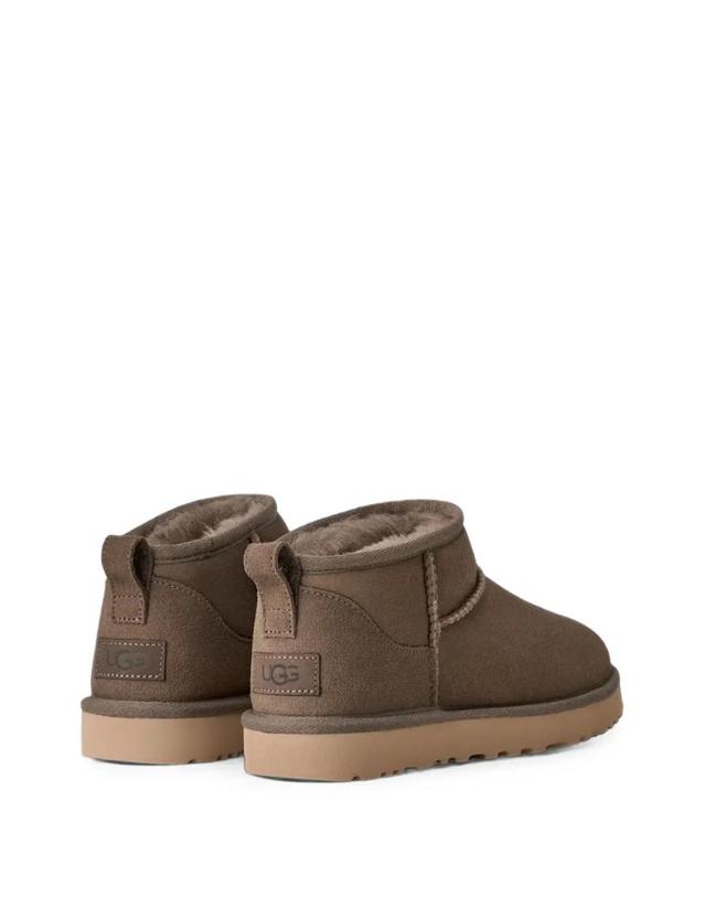 어그 [해외직구] 26 FW 어그 Classic Ultra Mini ankle boots 1116109 TP459234820 착용컷