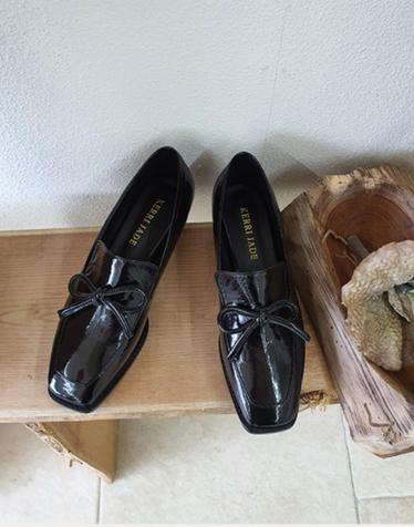 케리제이드 Ribbon Point Loafer_Black