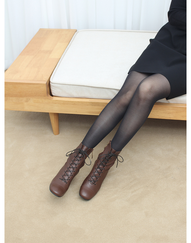케리제이드 Lace-up Boots_Brown 착용컷