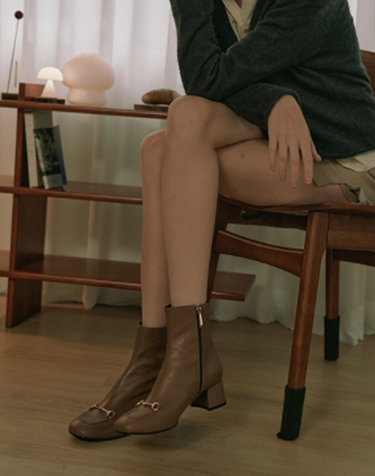 Henna Boots_Brown