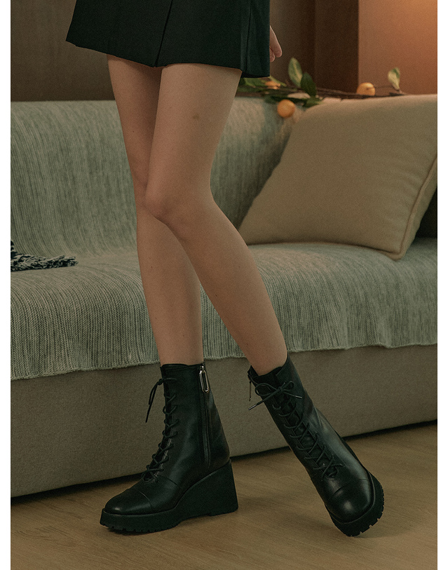 케리제이드 Walker Flatform Boots_Black 블랙 착용컷