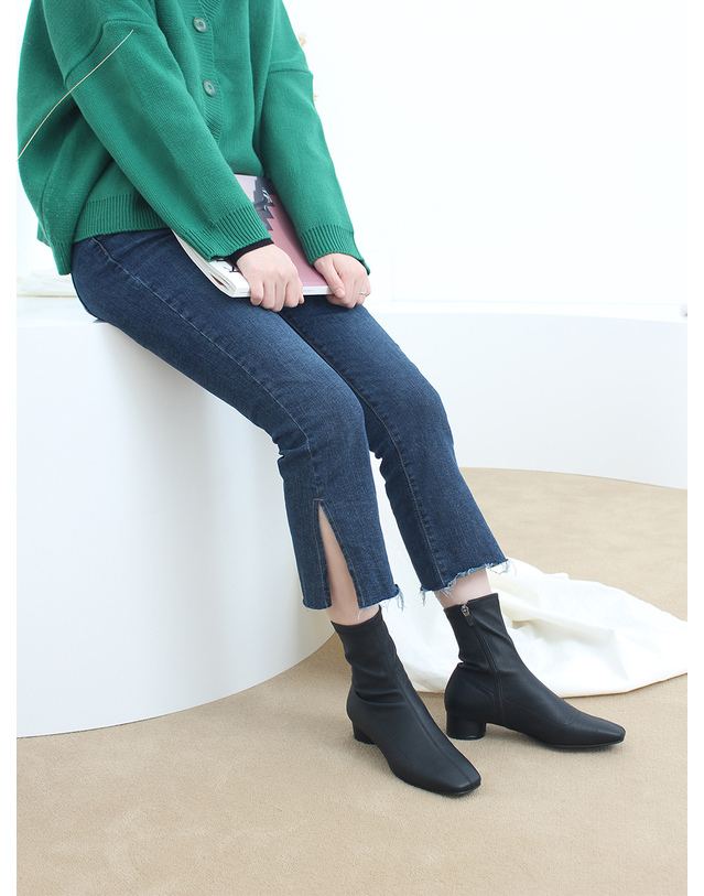 케리제이드 Flat Socks Boots_3 Color 착용컷