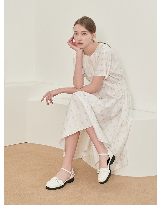 케리제이드 Bluff Maryjane Loafer_CreamWhite 흰색 착용컷