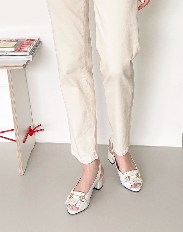 베티아노 [VETIANO 베티아노] 마로 골드 태슬 오픈토 2color / Maro Gold Tassel Open Toe 2color 착용컷