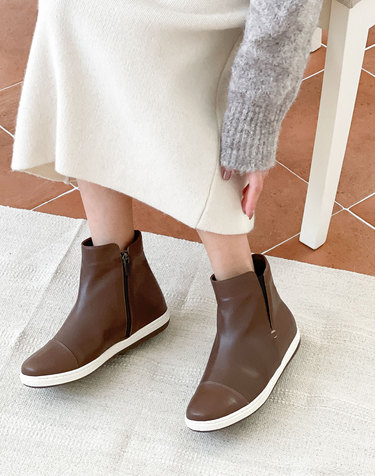 [VETIANO 베티아노] 에르페 사이드 밴딩지퍼 앵클 스니커즈 2color / Erpe side banding zipper ankle sneakers 2color