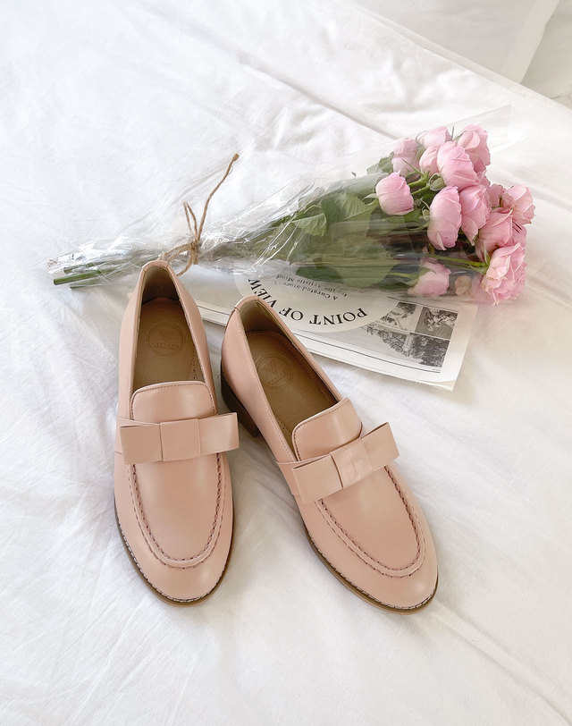 베티아노 [VETIANO 베티아노] SS 라파엘 리본 로퍼 3color / SS Raphael ribbon loafers 3color 착용컷