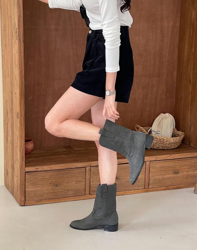 베티아노 [VETIANO 베티아노] 소프트 웨스턴 미드 부츠 / Soft Western Mid Boots 블랙 착용컷
