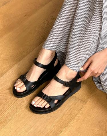 [VETIANO 베티아노] 리브 버클 샌들 / LIV Buckle Sandals