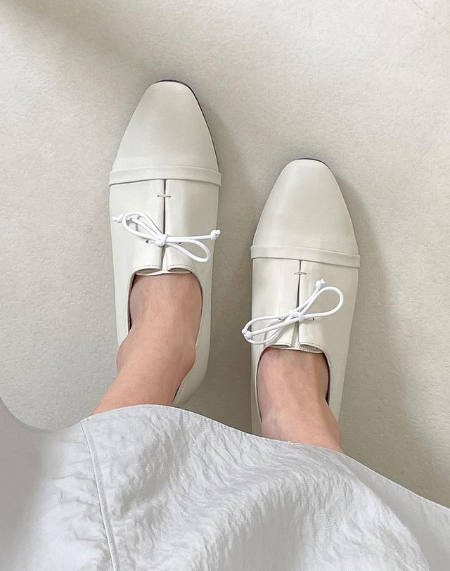 베티아노 [VETIANO 베티아노] 클레어 소프트 스퀘어 로퍼 2color / Claire Soft Square Loafer 2color 착용컷