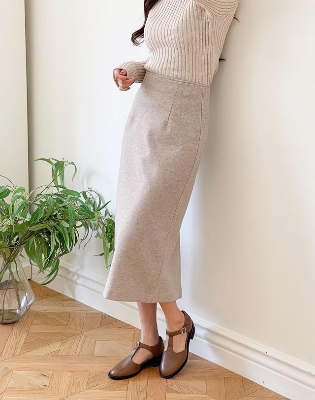 베티아노 [VETIANO 베티아노] 마르엔 T스트랩 소가죽 로퍼 2color / Maren T-strap calfskin loafers 2color 착용컷