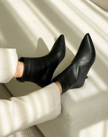 [VETIANO 베티아노] 마인 포인티드 소가죽 앵클부츠 2C / Mine Pointed Cowhide Ankle Boots 2C