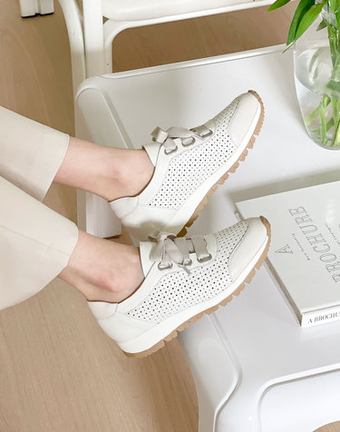 [VETIANO 베티아노] 포리지 펀칭 리본 스니커즈 2color /  Forage Punching Ribbon Sneakers 2color