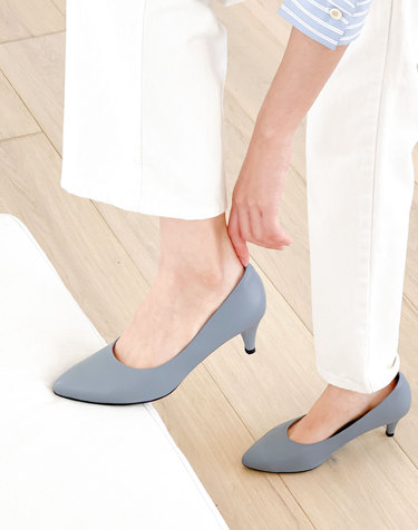 [VETIANO 베티아노] 24SS 벨르아 쉽 말랑 펌프스(6cm) /  24SS Velor Sheep Soft Pumps (6cm)