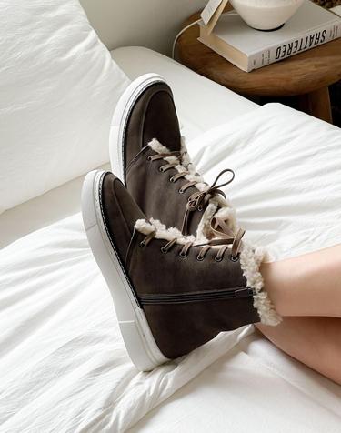[VETIANO 베티아노] 베이크 양털 앵클 스니커즈 부츠 3color / Baked fleece ankle sneakers boots 3color