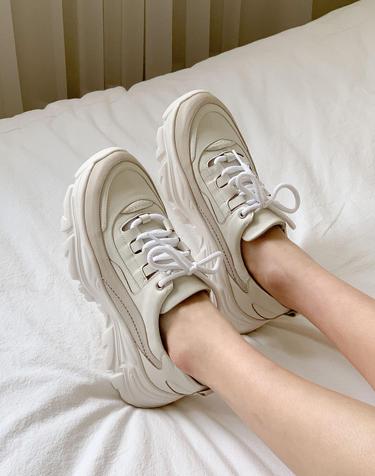 [VETIANO 베티아노] 컴피 스플릿 키높이 어글리 스니커즈  / Comfy Split Height Increase Ugly Sneakers