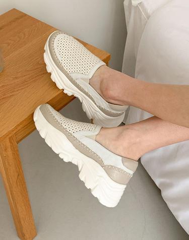 [VETIANO 베티아노] 에어펀칭 키높이 어글리 스니커즈 슬립온 / Air punching height increase ugly sneakers slip on