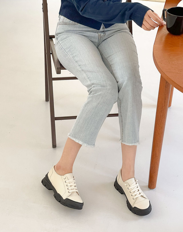 베티아노 [VETIANO 베티아노] 니오 밴딩 스니커즈 2color / Neo banding sneakers 2color 착용컷