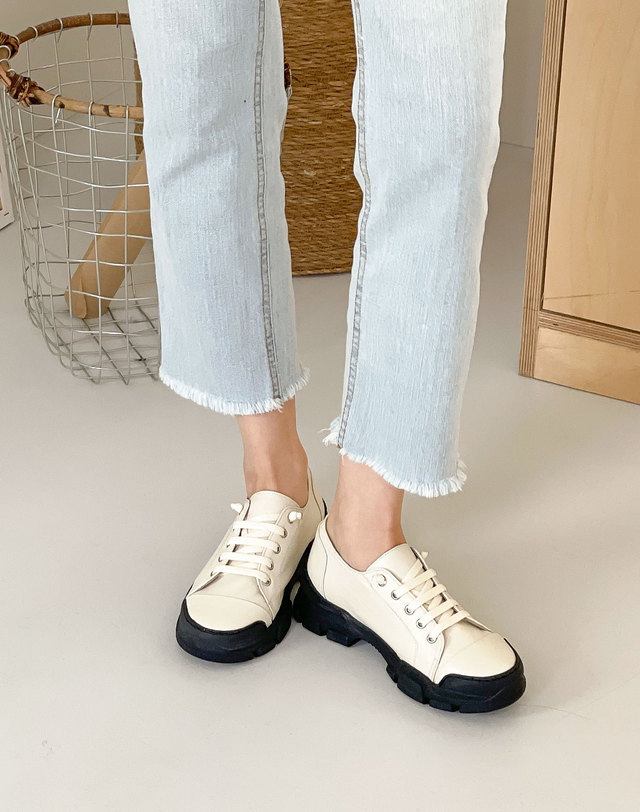 베티아노 [VETIANO 베티아노] 니오 밴딩 스니커즈 2color / Neo banding sneakers 2color 착용컷