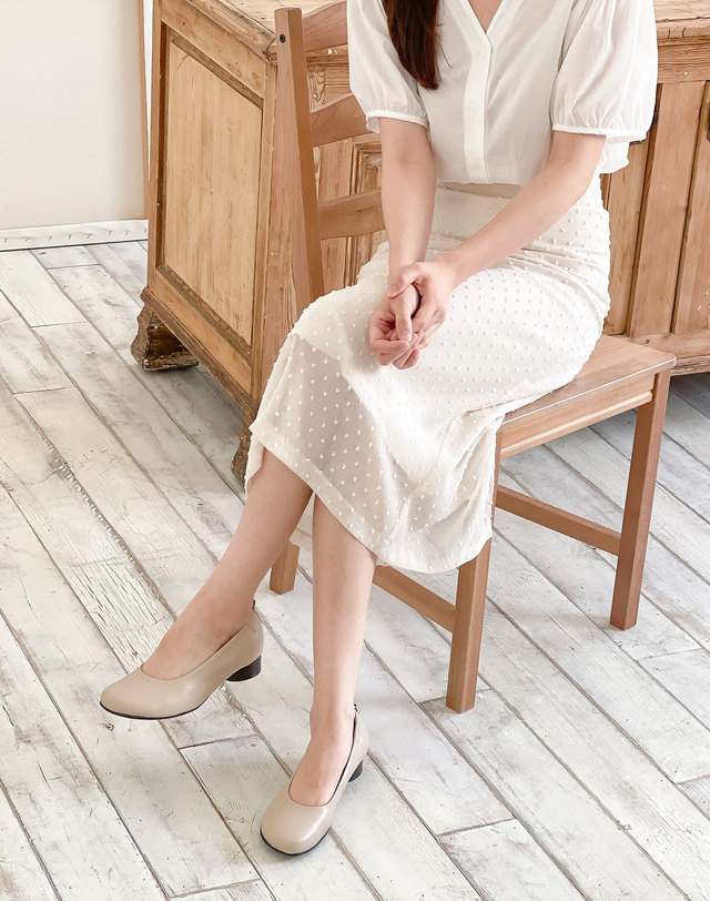 베티아노 [VETIANO 베티아노] 뉴 다포딜 동글 펌프스 3color / New Daffodil round pumps 3colors 착용컷