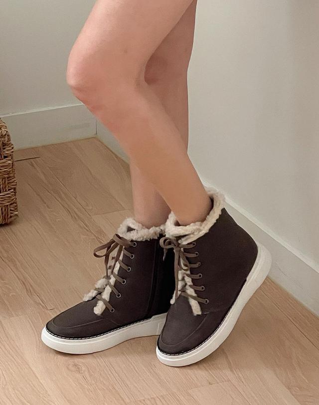 베티아노 [VETIANO 베티아노] 베이크 양털 앵클 스니커즈 부츠 3color / Baked fleece ankle sneakers boots 3color 브라운 착용컷