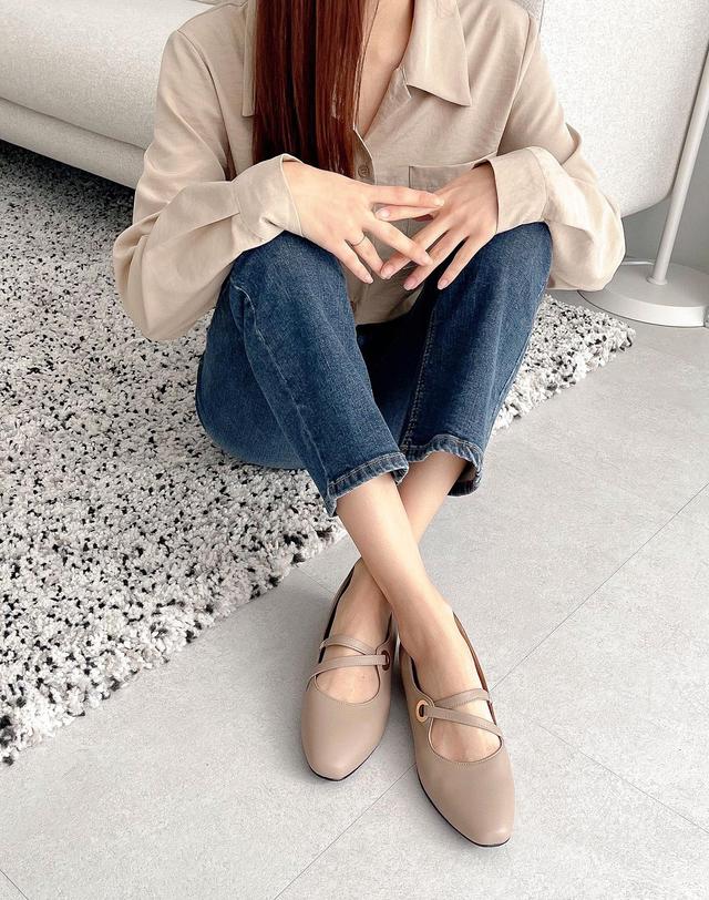 베티아노 [VETIANO 베티아노] 알로 하도매 메리제인 플랫 9color / ﻿Arlo gold ring MaryJane flat 9color 착용컷