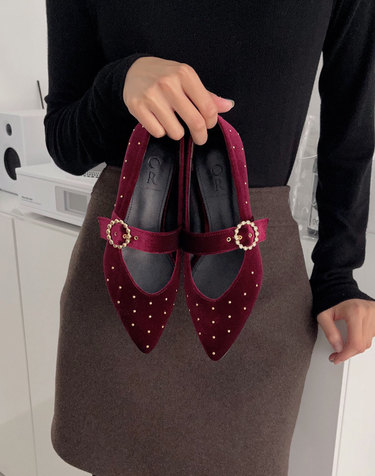 [O.R 오알] ﻿ 메리 플라워 벨벳 스트랩 플랫 / mery flower velvet strap flat