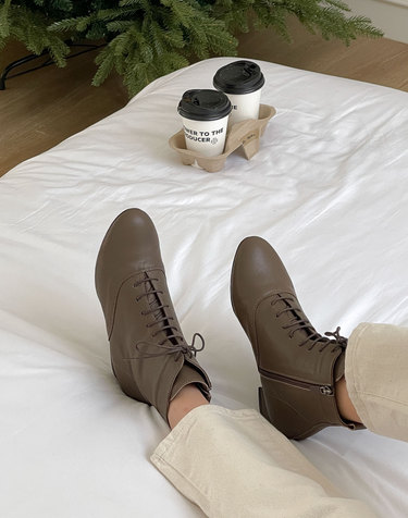 [O.R 오알] 티케 레이스업 워커 부츠 / Tyche lace-up walker boots