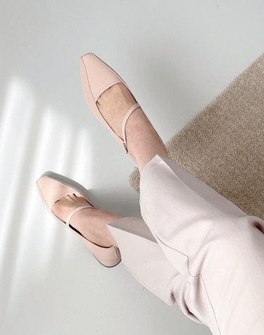 [O.R 오알] 블라썸 사선 스트랩 플랫 2color /  Blossom oblique strap flats 2color