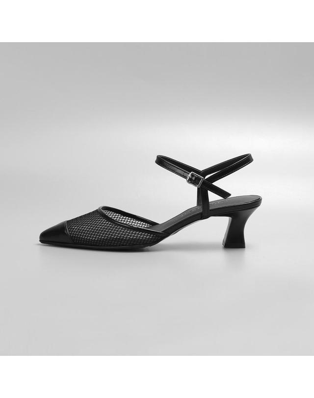 루시크루 소프트 메쉬 슬링백 펌프스 LC534_5cm 화이트 착용컷