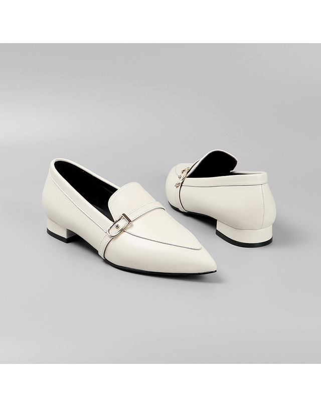 루시크루 Pointed Loafer LC131 3color 브라운 착용컷