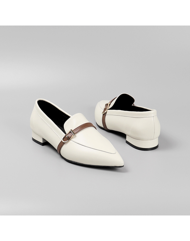 루시크루 Pointed Loafer LC131 3color 브라운 착용컷