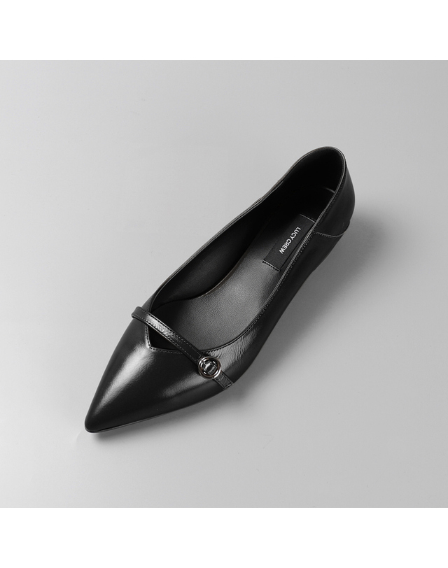루시크루 헤리티지 링 스트랩 플랫슈즈 LC308_2cm 카멜 착용컷