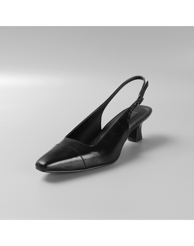 루시크루 Slingback Pumps LC332 3colors 블랙 착용컷