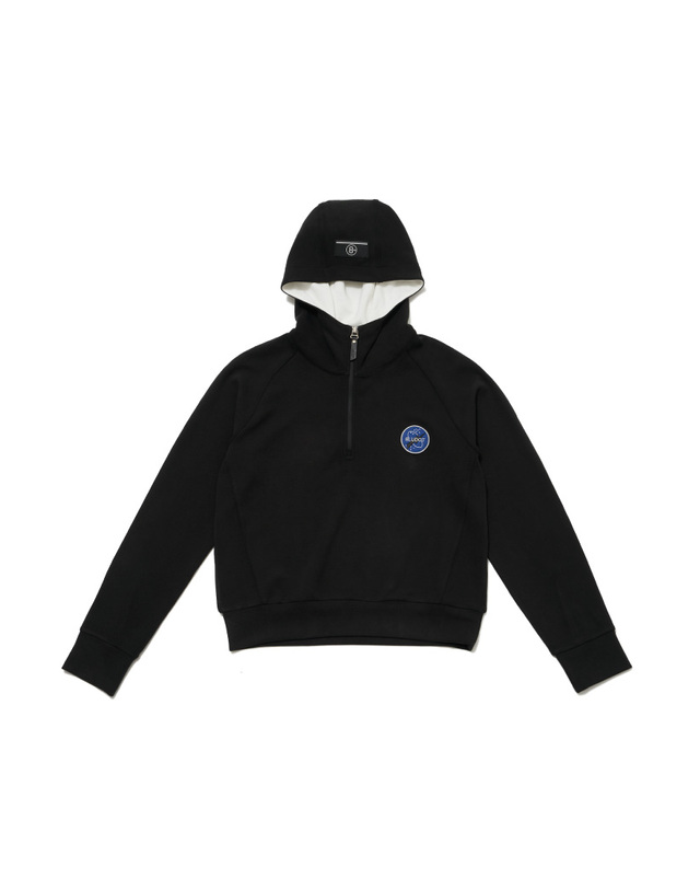 블루닷 [BLUDOT] 와펜 포인트 하프 집업 후드티_BK 착용컷