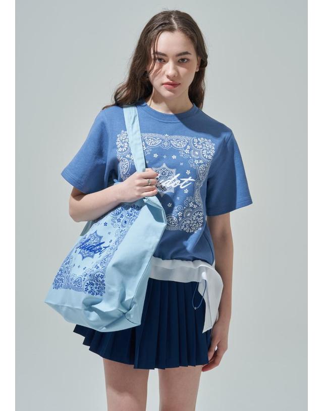 블루닷 [BLUDOT] 반다나 캔버스 에코백 라지_SB 착용컷