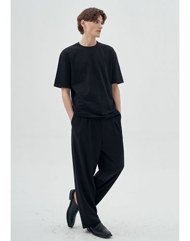 스탠다드 세미 오버핏 반팔 티셔츠_블랙