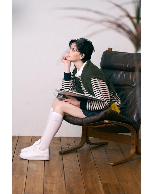 버뮤다그래스 베이직 압박 니삭스-WHITE 착용컷