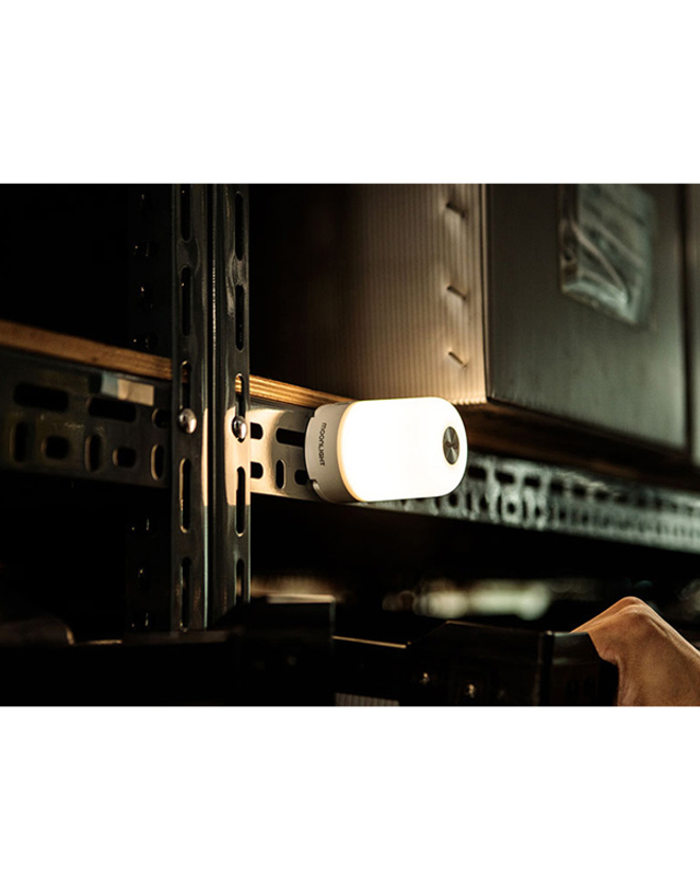 코베아 코베아 문라이트 LED 랜턴 보조배터리 충전식 착용컷